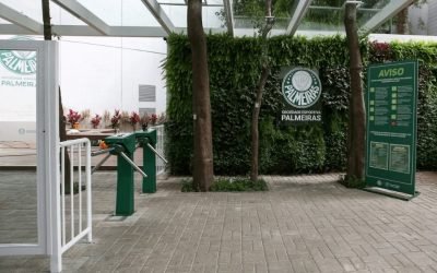 Seus advogados também negaram as denúncias e requereram acesso aos procedimentos