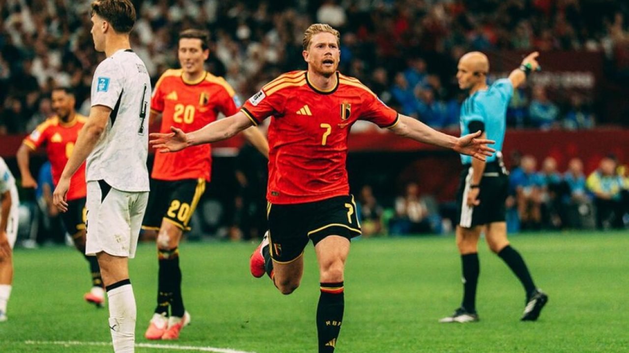 Kevin De Bruyne comemorando o gol contra a Nova Zelândia — Foto: Kevin De Bruyne
