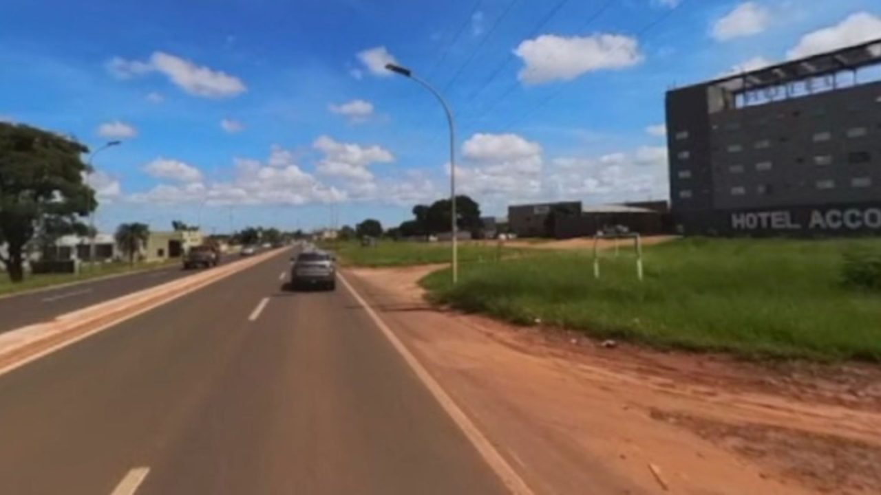 Foto: Avenida Ministro João Arinos, esquina com a Rua Marília. (Reprodução, Goog