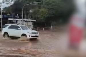 Rua alagada em Campo Grande — Foto: Rua alagada em Campo Grande (Foto: Leitor Mi