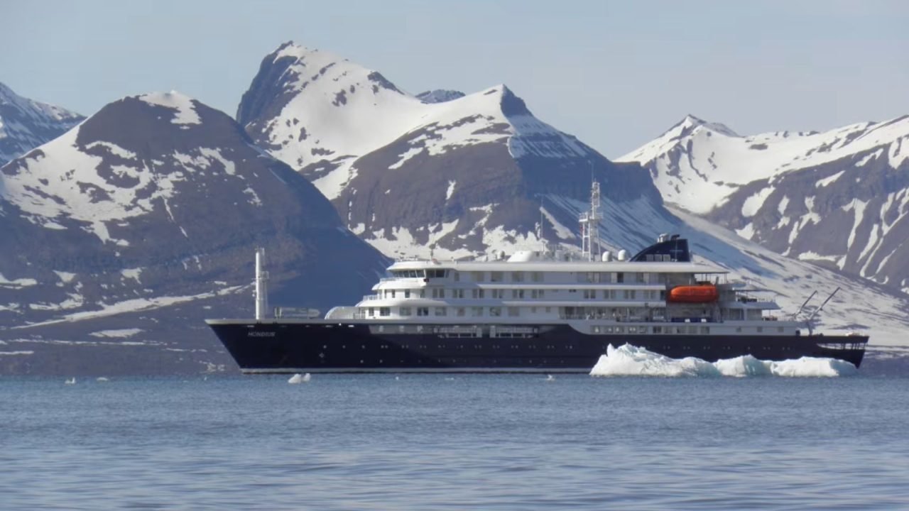 Imagem ilustrativa do navio MV Hondius. (Foto: Divulgação/ Oceanwide Expeditions