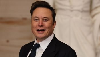 Elon Musk ultrapassa marca de R$ 3,2 trilhões em patrimônio