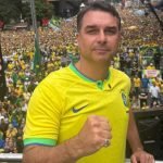 Flavio-Bolsonaro-colete-a-prova-de-balas