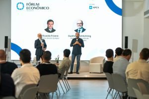 Forum-Economico-apex