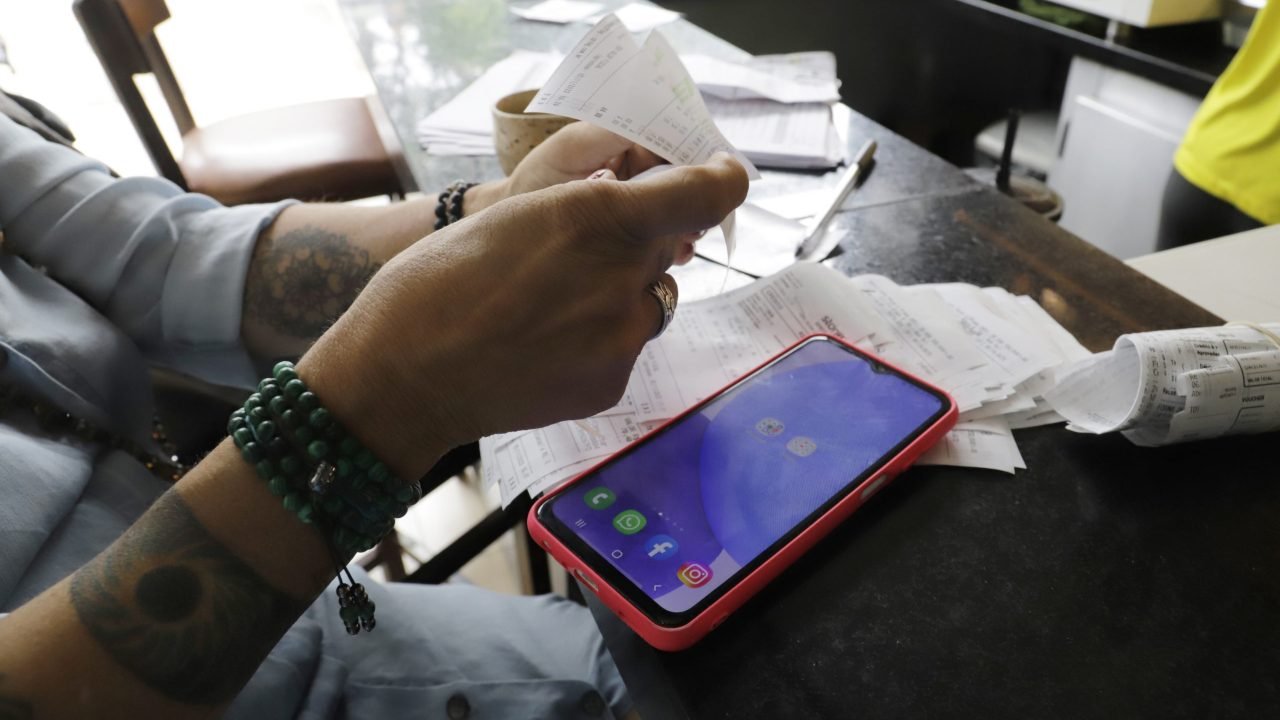 Empreendedores brasileiros misturam finanças pessoais e empresariais