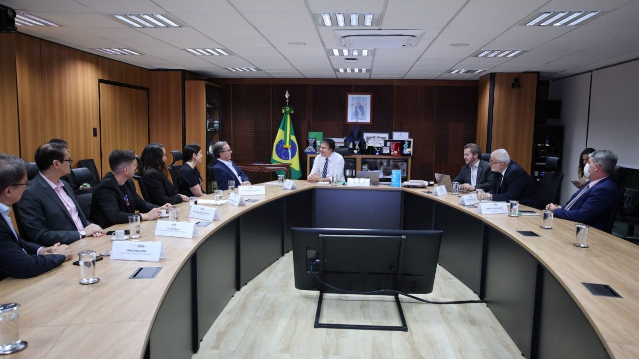 Sebrae e MEC Firmam Parceria para Desenvolver Competências Empreendedoras