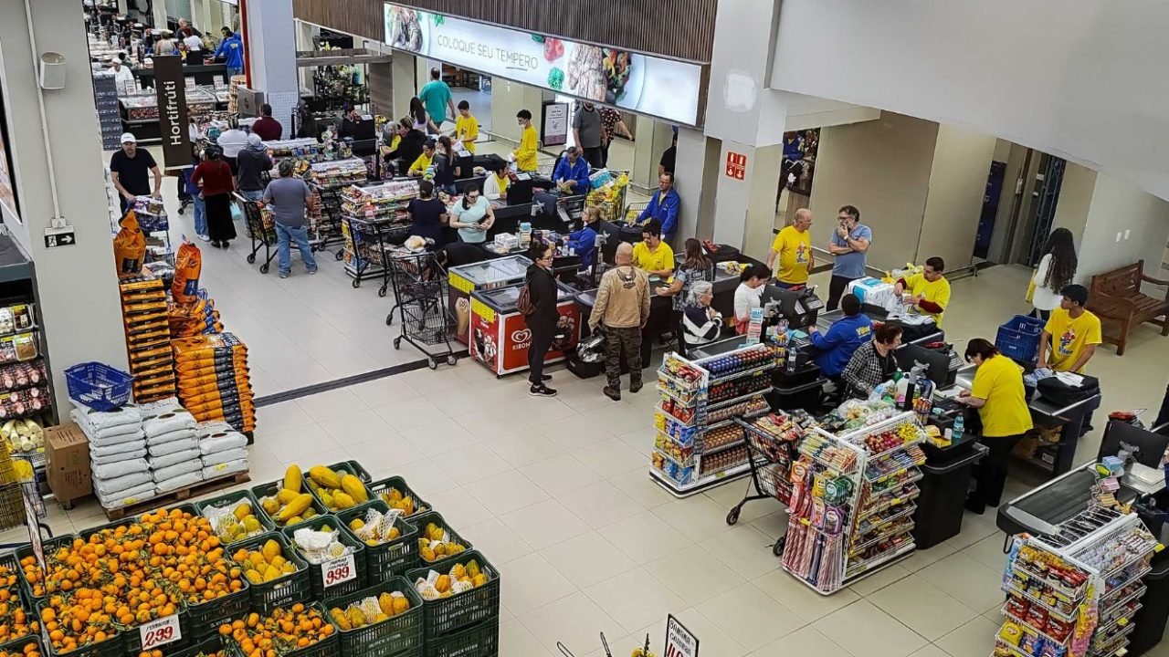 IPCA-inflacao-sobe-acima-teto-meta-Roberto-Dziura-Jr-AEN