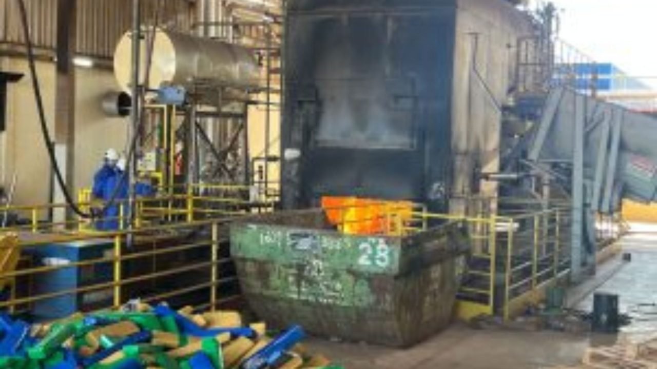 Foram incinerados 6 toneladas e 702 kg de drogas. — Foto: Foram incinerados 6 to