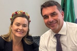 Julia-Zanatta-vice-Flavio-Bolsonaro