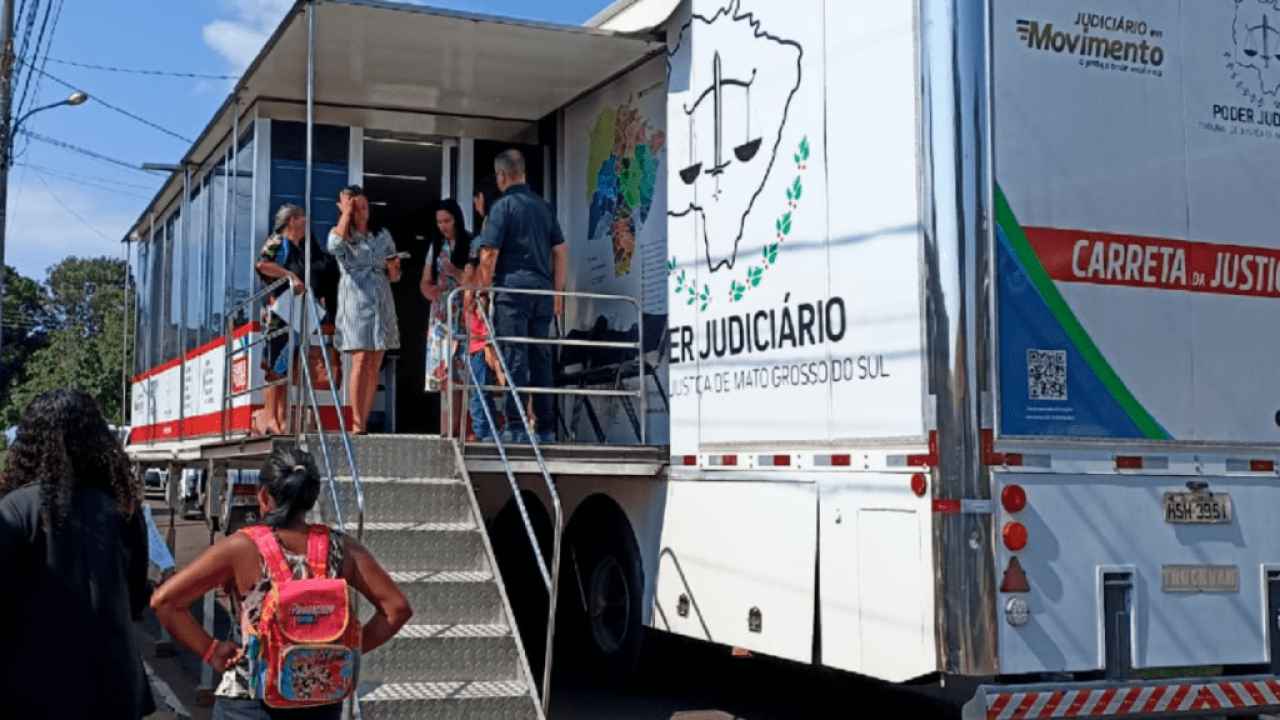 Carreta da Justiça. (Foto: Divulgação, TJMS)