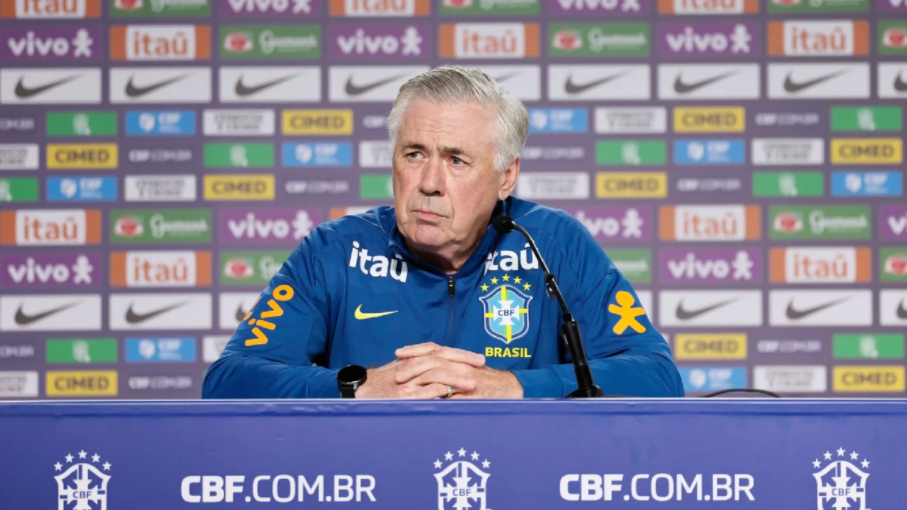 Técnico italiano da seleção brasileira, Carlo Ancelotti. (Foto: CBF)