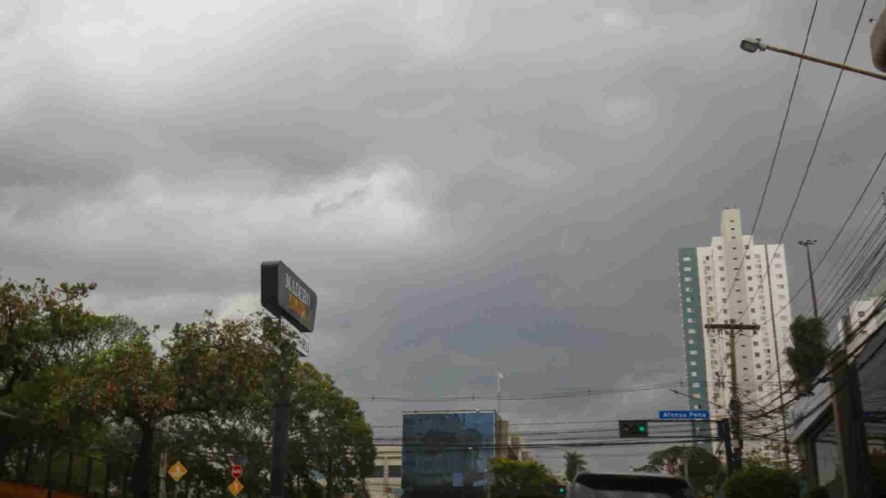 Céu nublado em Campo Grande — Foto: Céu nublado em Campo Grande (Eliel Dias, Mid