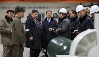 Coreia do Norte apresenta imagens de seu primeiro submarino nuclear