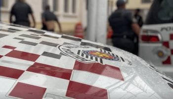 Mulher é morta a facadas por homem dentro de apartamento em Diadema (SP)