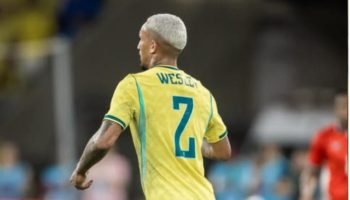 Jogador Wesley França com a camiseta 2 da seleção brasileira. — Foto: Jogador We