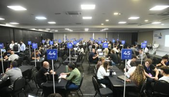 Jovens do Projeto Vitrine Apresentam Inovação no Capital Empreendedor