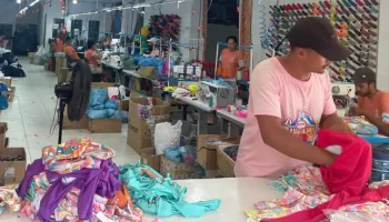 Ondas Kids Transforma Resíduos em Moda Praia Infantil
