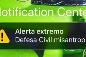 Segundo o órgão, a plataforma de envio dos alertas foi tirada do ar às 1h30 — Fo