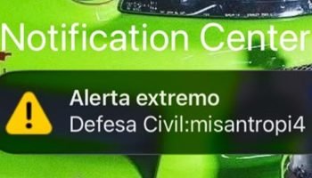 Segundo o órgão, a plataforma de envio dos alertas foi tirada do ar às 1h30 — Fo