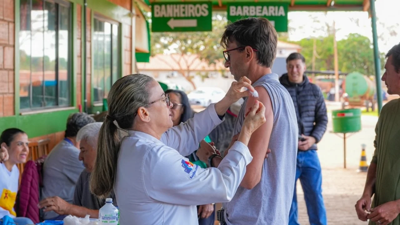 Ação do Maio Amarelo reuniu equipes de saúde, trânsito e segurança no Posto Tigr