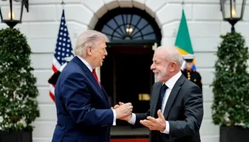 Lula e Trump em encontro na Casa Branca — Foto: Lula e Trump em encontro na Casa