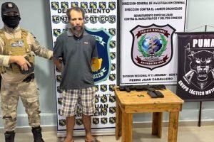 Foto: Ele estava preso no país vizinho desde o último sábado (11) (Polícia Nacio