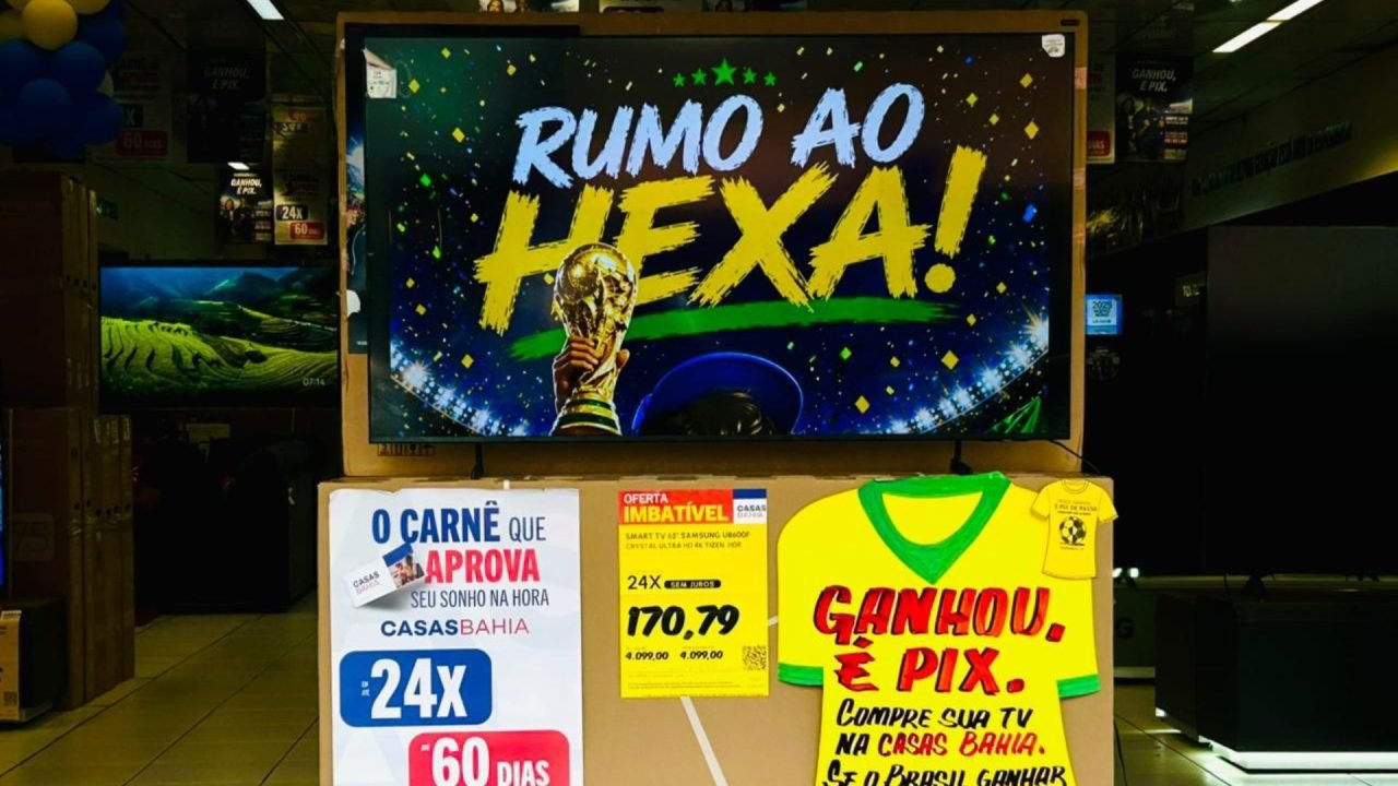Com jargões temáticos e sorteios, lojas aproveitam o período para movimentar as