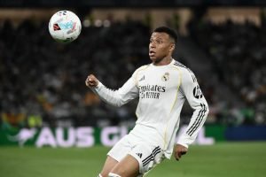 afp__20260424__a8wr77d__v1__highres__fblespligabetisrealmadrid-750x500-2