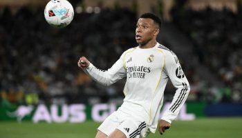 afp__20260424__a8wr77d__v1__highres__fblespligabetisrealmadrid-750x500-2