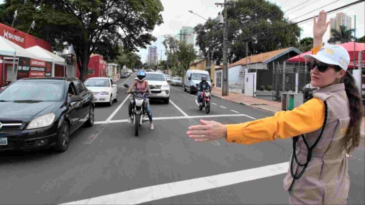 Interdição da Agetran. (Divulgação, PMCG) — Foto: Interdição da Agetran. (Divulg