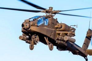 Os dois pilotos que estavam no veículo sobreviveram e não se feriram — Foto: Os