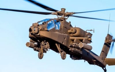 Os dois pilotos que estavam no veículo sobreviveram e não se feriram — Foto: Os