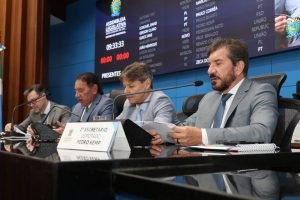 alems-aprova-alteracao-plano-cargos-judiciario