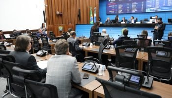 alems-debate-reducao-jornada-trabalho-brasil