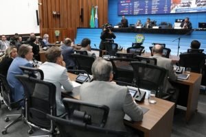 alems-retoma-votacao-ldo-2027-terca