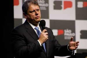 O Governador de São Paulo, Tarcísio de Freitas, participando da formatura de 305
