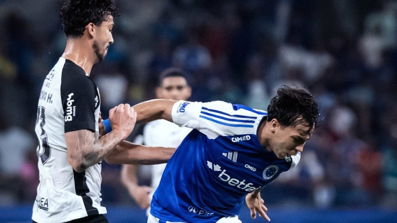 Cruzeiro e Corinthians Definem Escalações para Semifinal da Copa do Brasil