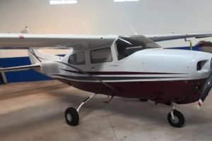 Foto: Aeronave Cessna C210, prefixo PR-XIC, pertenceu ao ex-major Sérgio Roberto