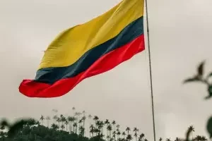 bandeira-colombia-e1765899446570