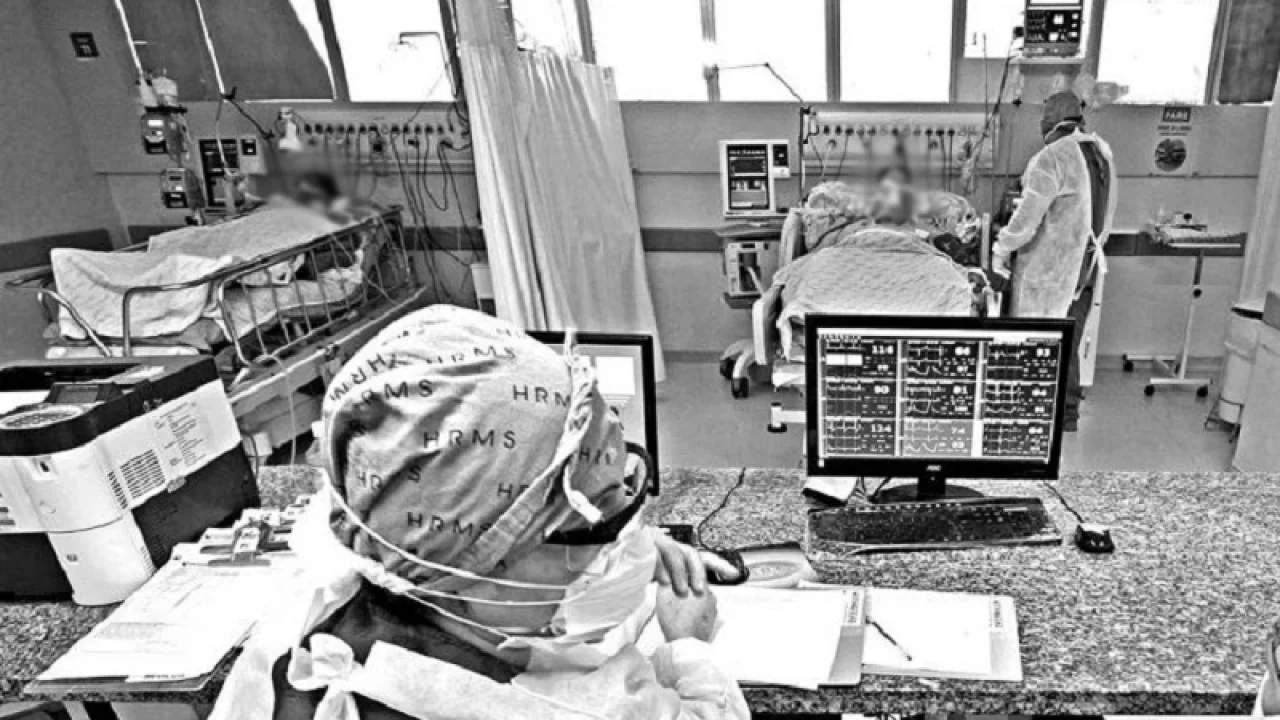 A vítima é uma mulher de 75 anos, com histórico de comorbidades — Foto: A vítima