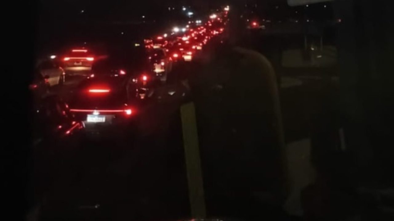 Entrada do show na manhã desta sexta-feira. — Foto: Entrada do show na manhã des