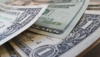 brett_hondow-dollars-426023_1920