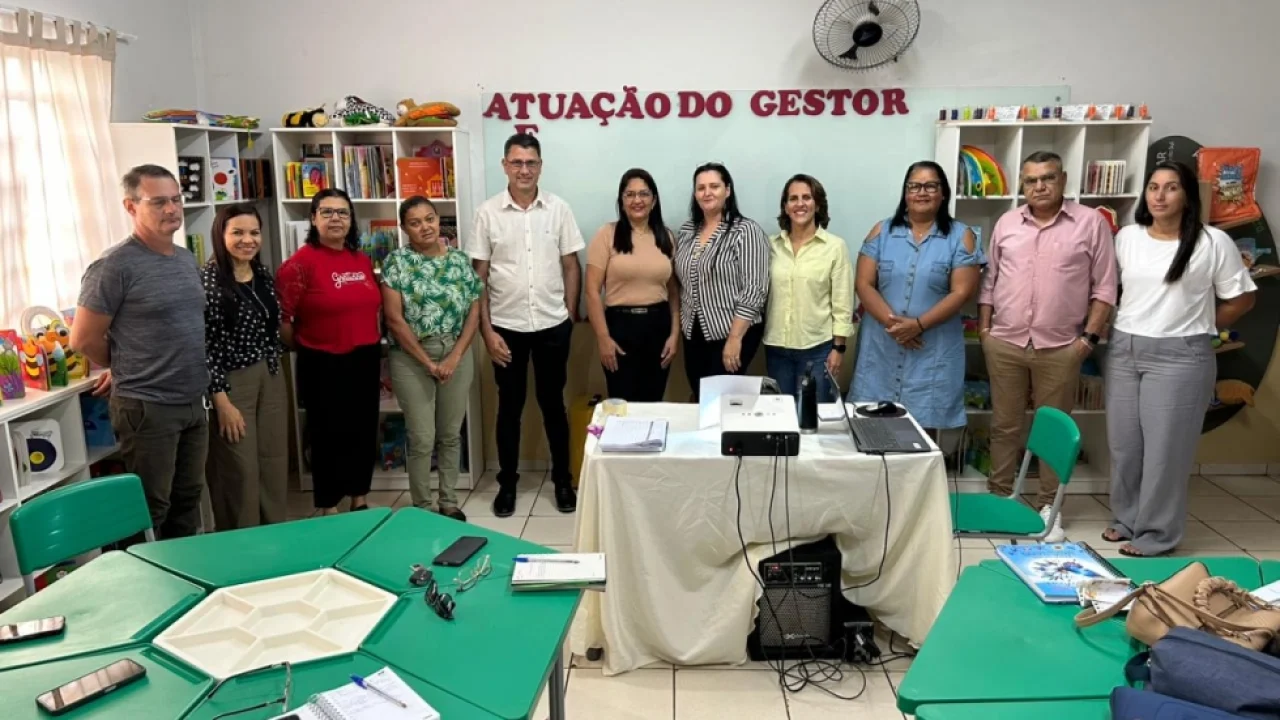 Taquarussu fortalece gestão escolar com formação voltada à alfabetização — Foto: