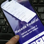 Receita paga nesta sexta maior lote de restituição do IR da história — Foto: Rec