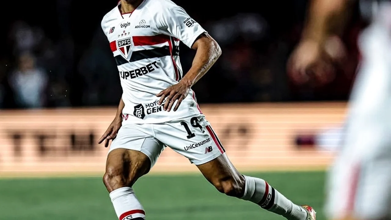 São Paulo jogou contra o Juventude - Foto: Rubens Chiri e Paulo Pinto/São Paulo