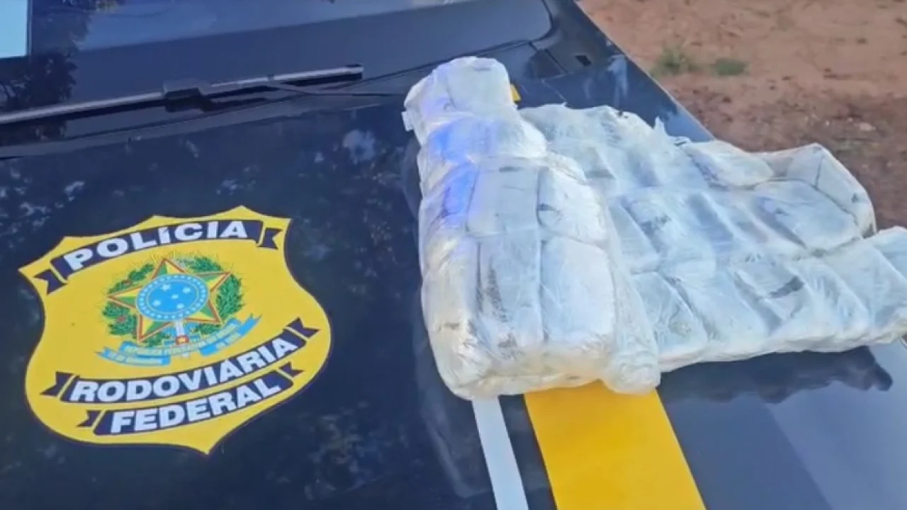 Foto: Droga apreendida - Foto: PRF/Divulgação