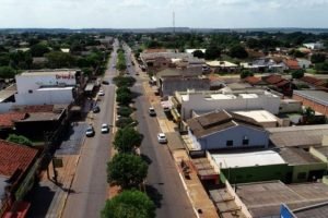 Foto: Vista aérea de um trecho do município de Caarapó. (Saul Schramm, Ilustrati