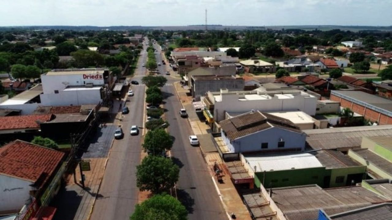 Foto: Vista aérea de um trecho do município de Caarapó. (Saul Schramm, Ilustrati