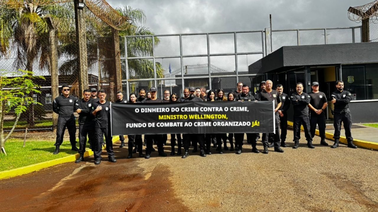 Foto: Policiais penais em Campo Grande apoiam a mobilização nacional. (Foto: Div