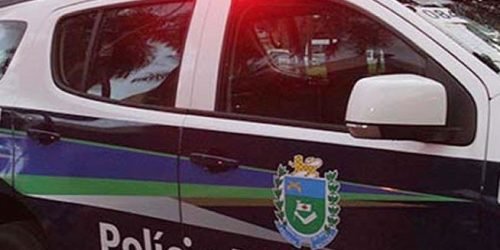 Polícia Militar prende condutor embriagado, com drogas e desacato em Naviraí